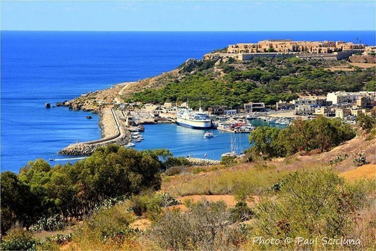 Fort Chambray Harbor Breeze Għajnsielem Екстериор снимка